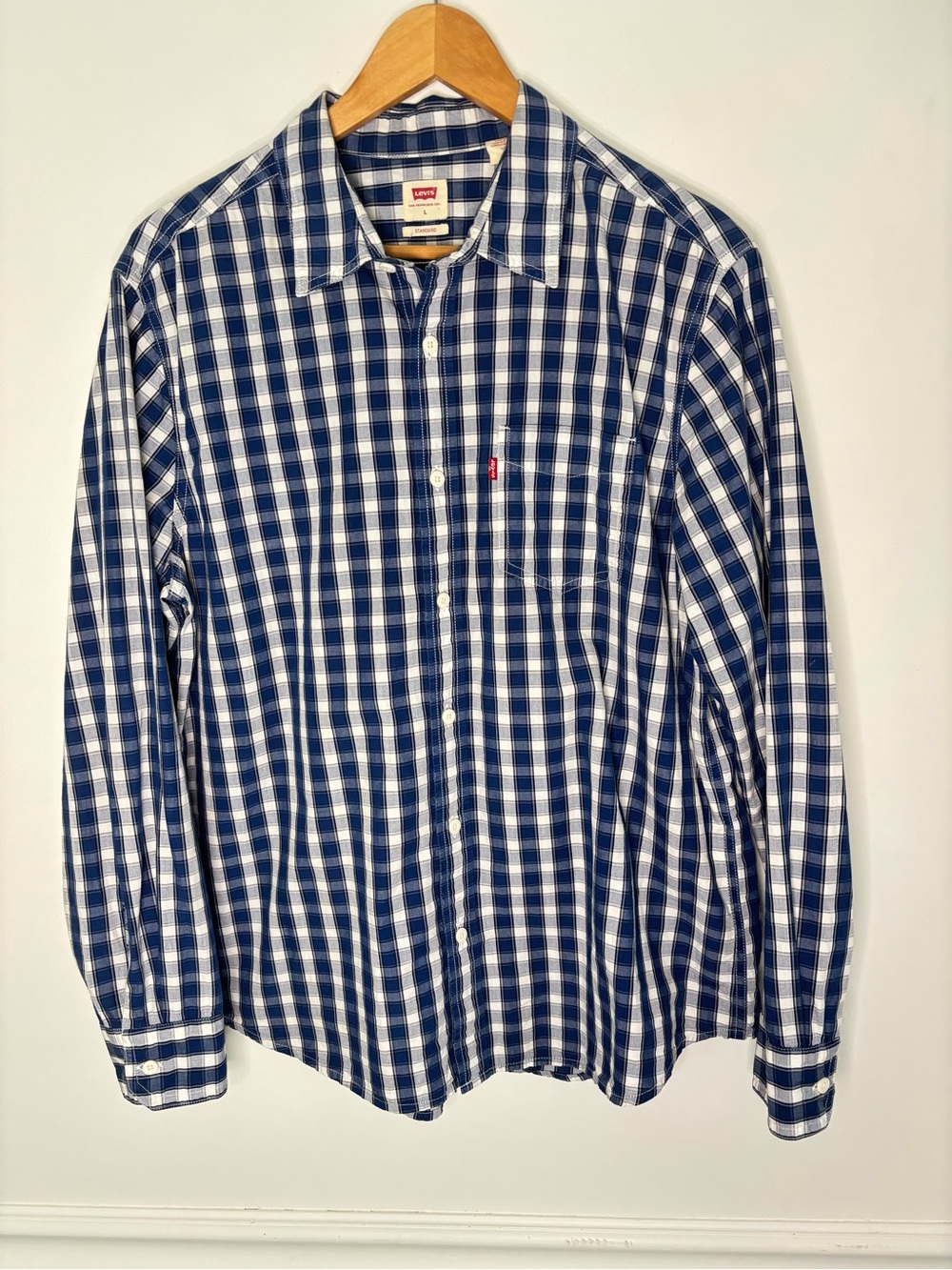 Levi’s Blue Plaid Checked Men's Button Shirt Western Standard Fit Size Large A22